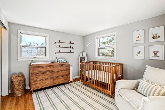 9062 N Lake DRIVE, Bayside, WI 53217