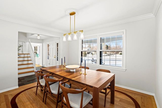 9062 N Lake DRIVE, Bayside, WI 53217