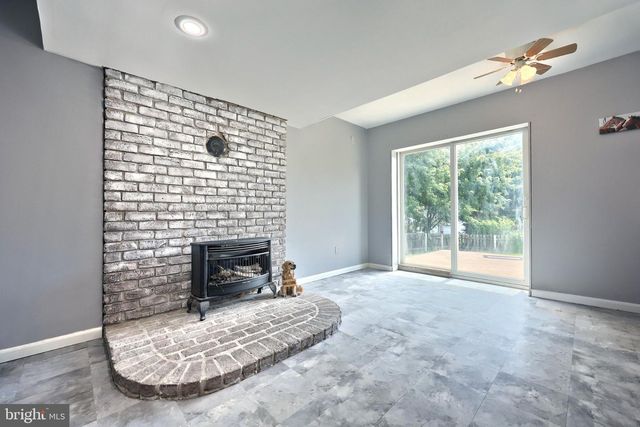 3116 GRANDVIEW RD, Hanover, PA 17331