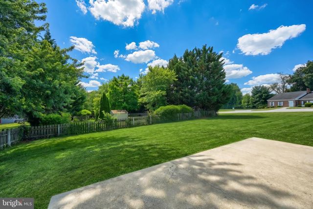 3116 GRANDVIEW RD, Hanover, PA 17331