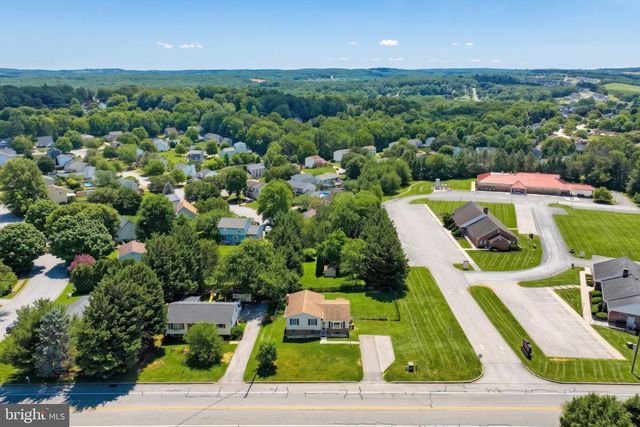 3116 GRANDVIEW RD, Hanover, PA 17331