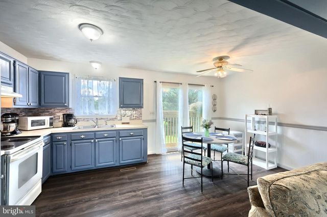 3116 GRANDVIEW RD, Hanover, PA 17331