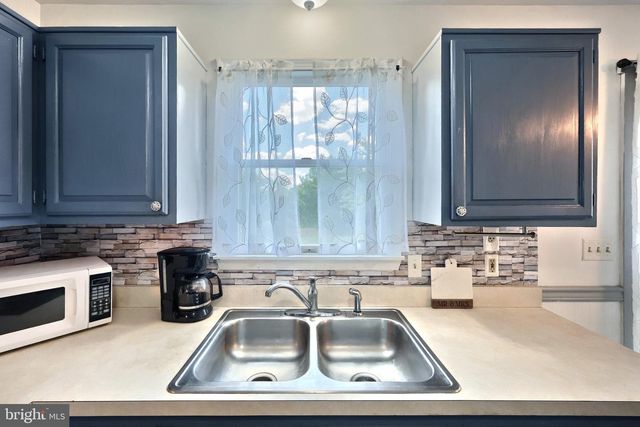 3116 GRANDVIEW RD, Hanover, PA 17331