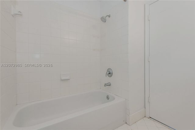 3390 NE 10th St 201, Homestead, FL 33033