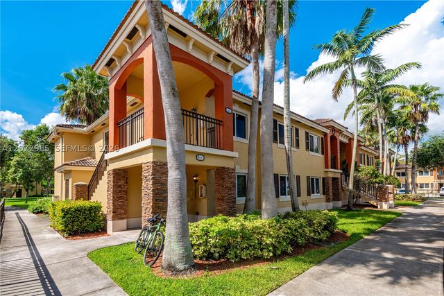 3390 NE 10th St 201, Homestead, FL 33033