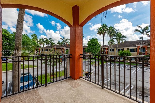 3390 NE 10th St 201, Homestead, FL 33033