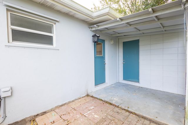 161 SE Bonita Court, Port St. Lucie, Port St Lucie, FL 34983