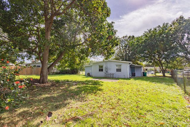 161 SE Bonita Court, Port St. Lucie, Port St Lucie, FL 34983