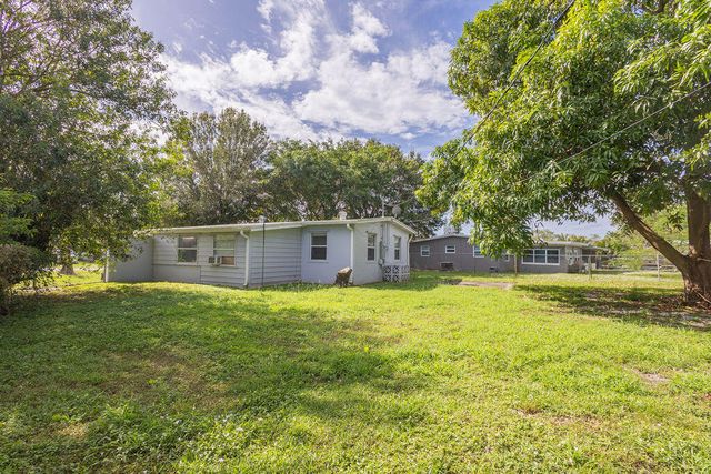 161 SE Bonita Court, Port St. Lucie, Port St Lucie, FL 34983