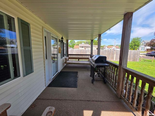 1406 HENRIETTA Street, Pekin, IL 61554
