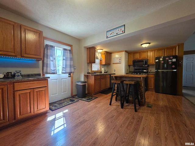 1406 HENRIETTA Street, Pekin, IL 61554