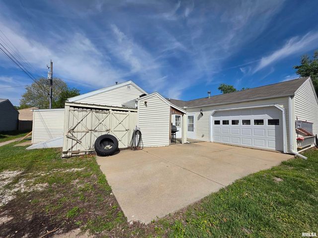 1406 HENRIETTA Street, Pekin, IL 61554