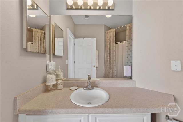 2136 Whitemarsh Way, Savannah, GA 31410