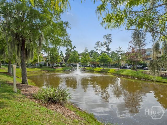 2136 Whitemarsh Way, Savannah, GA 31410