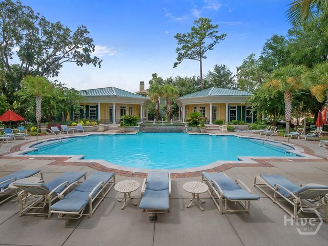 2136 Whitemarsh Way, Savannah, GA 31410