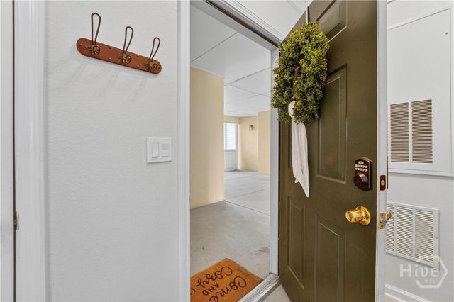 2136 Whitemarsh Way, Savannah, GA 31410