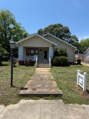 116 Glenwood Drive, Burlington, NC 27215