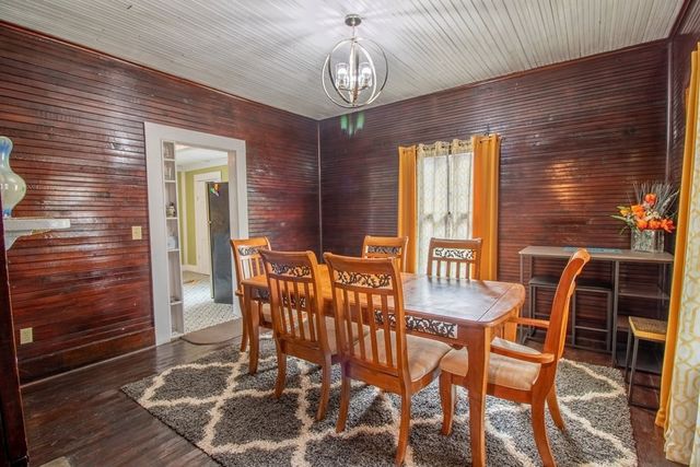 215 Bristol Avenue, Andrews, NC 28901