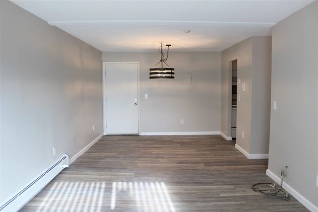 127 Kings St 304, Franklin, MA 02038