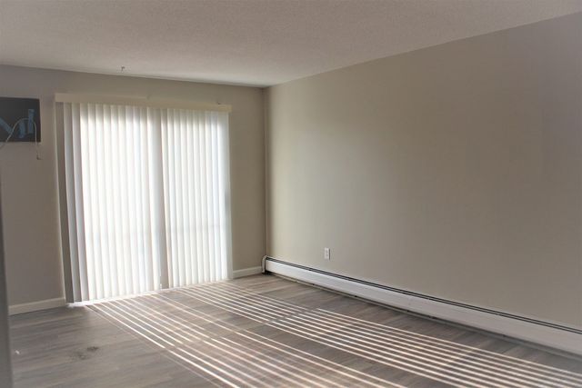 127 Kings St 304, Franklin, MA 02038