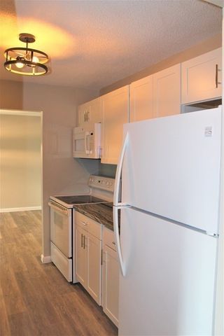 127 Kings St 304, Franklin, MA 02038