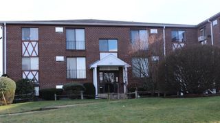 127 Kings St 304, Franklin, MA 02038