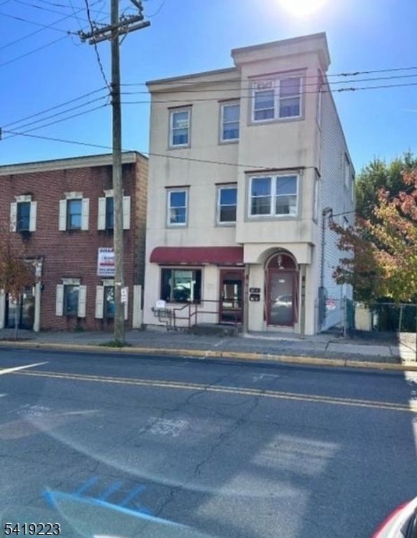314 S Main St, Phillipsburg Town, NJ 08865