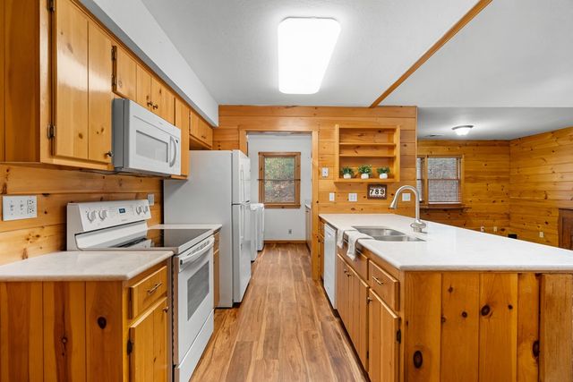 789 Jolley Way, Epworth, GA 30541