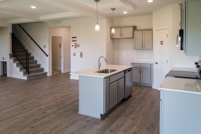 121 Miller Farm, Clarksville, TN 37043