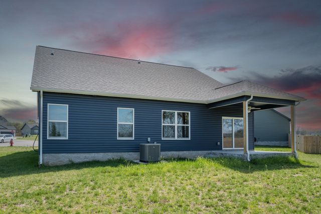 121 Miller Farm, Clarksville, TN 37043