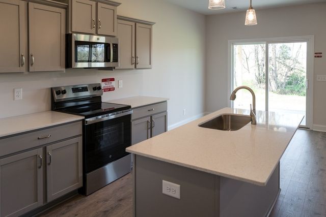 121 Miller Farm, Clarksville, TN 37043