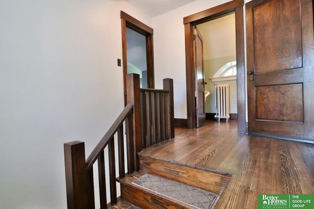101 N 54 Street, Omaha, NE 68132