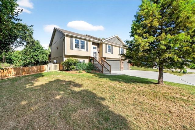 3412 NW 50th Street, Riverside, MO 64150