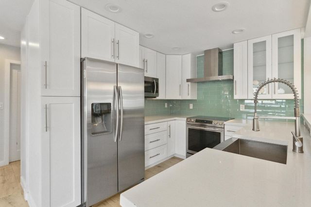 2020 N Victoria Park Road, Fort Lauderdale, FL 33305