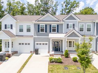 1055 Sweetleaf Dr, Franklin, TN 37064