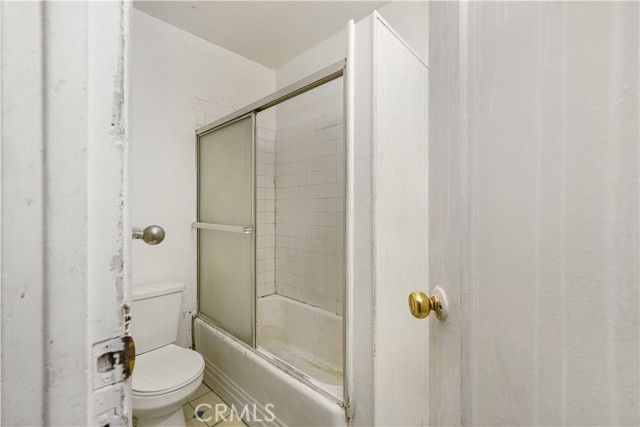 2514 Exposition, Los Angeles, CA 90018