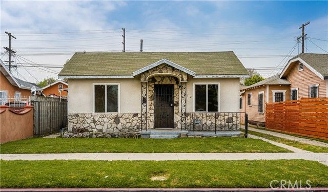 2514 Exposition, Los Angeles, CA 90018