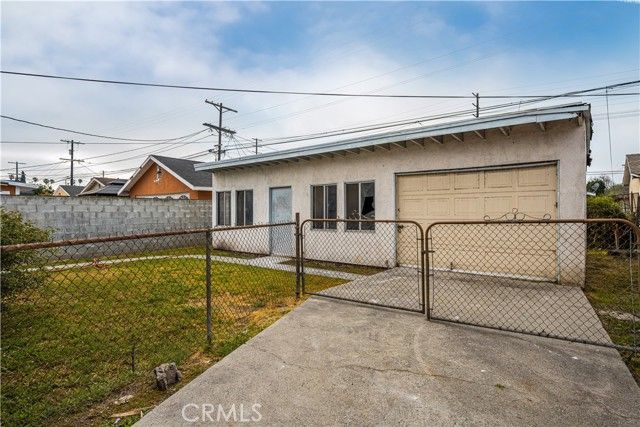 2514 Exposition, Los Angeles, CA 90018