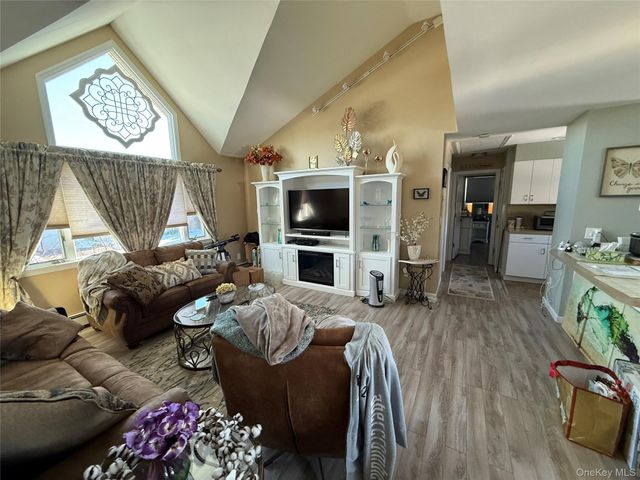 109 Elliot Street, South Merrick, NY 11566