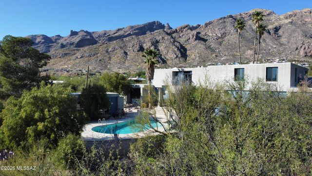 6531 N Pontatoc Road, Tucson, AZ 85718