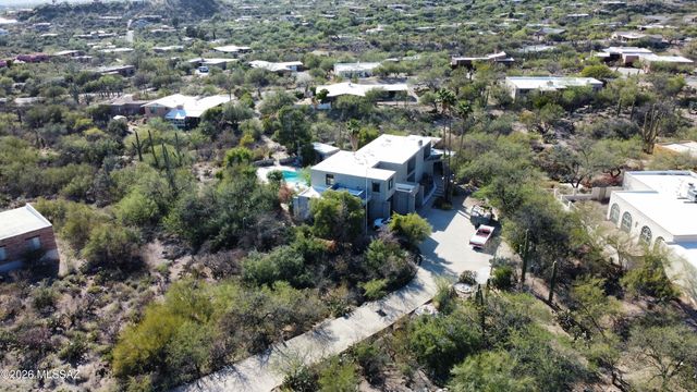 6531 N Pontatoc Road, Tucson, AZ 85718