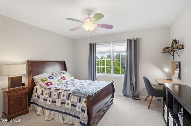25039 Saddle Horn Drive, Perrysburg, OH 43551