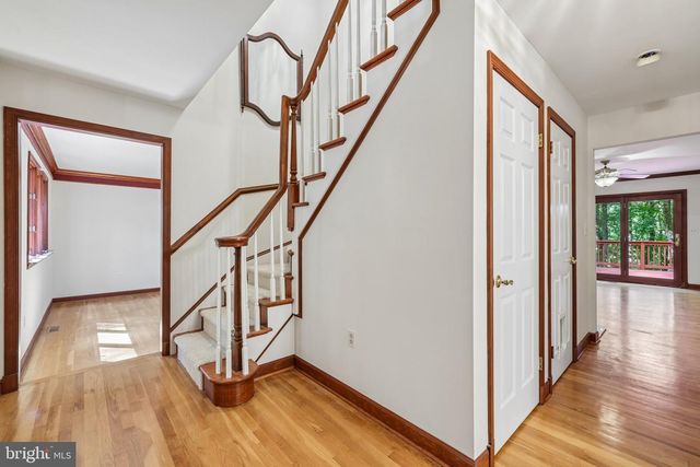 7012 WELLINGTON DR, Marriottsville, MD 21104