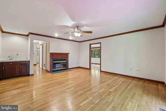 7012 WELLINGTON DR, Marriottsville, MD 21104