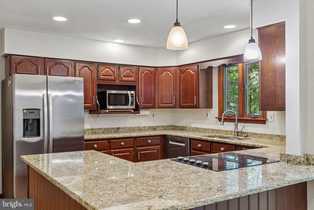 7012 WELLINGTON DR, Marriottsville, MD 21104