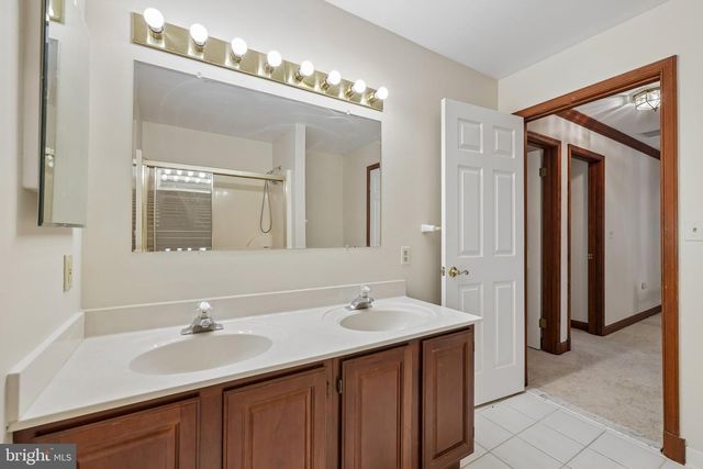 7012 WELLINGTON DR, Marriottsville, MD 21104