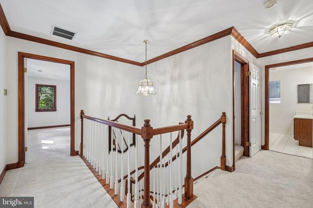 7012 WELLINGTON DR, Marriottsville, MD 21104