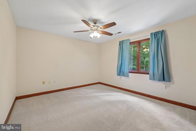 7012 WELLINGTON DR, Marriottsville, MD 21104