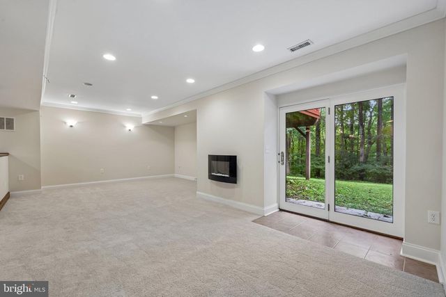 7012 WELLINGTON DR, Marriottsville, MD 21104