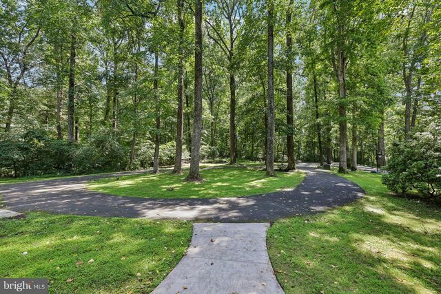 7012 WELLINGTON DR, Marriottsville, MD 21104